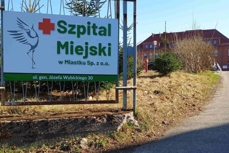 Marsz milczenia przeciw upadłości szpitala w Miastku